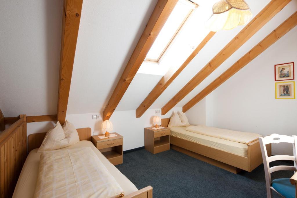 Hotel Amaten Brunico Quarto foto