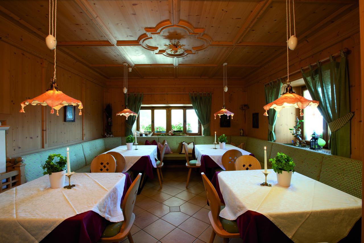 Hotel Amaten Brunico Exterior foto
